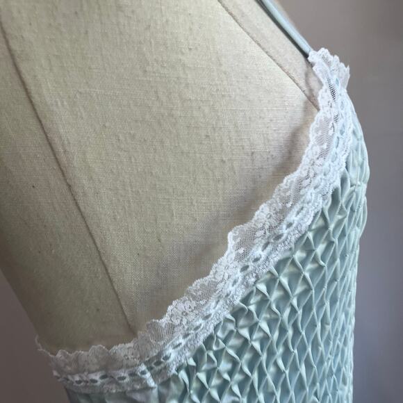 Vintage Light Blue Barbizon Smocked Bodice Danity Full Sweep Night Gown Sz L - Picture 7 of 9